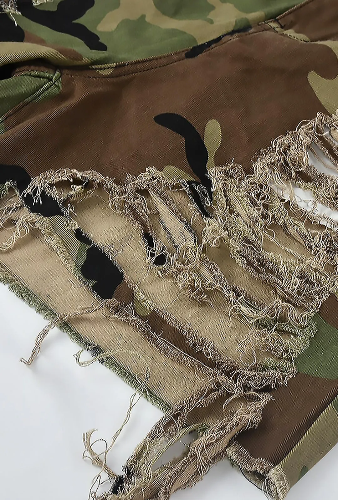 MARIZA - CAMO CARGO TWILL SHORTS
