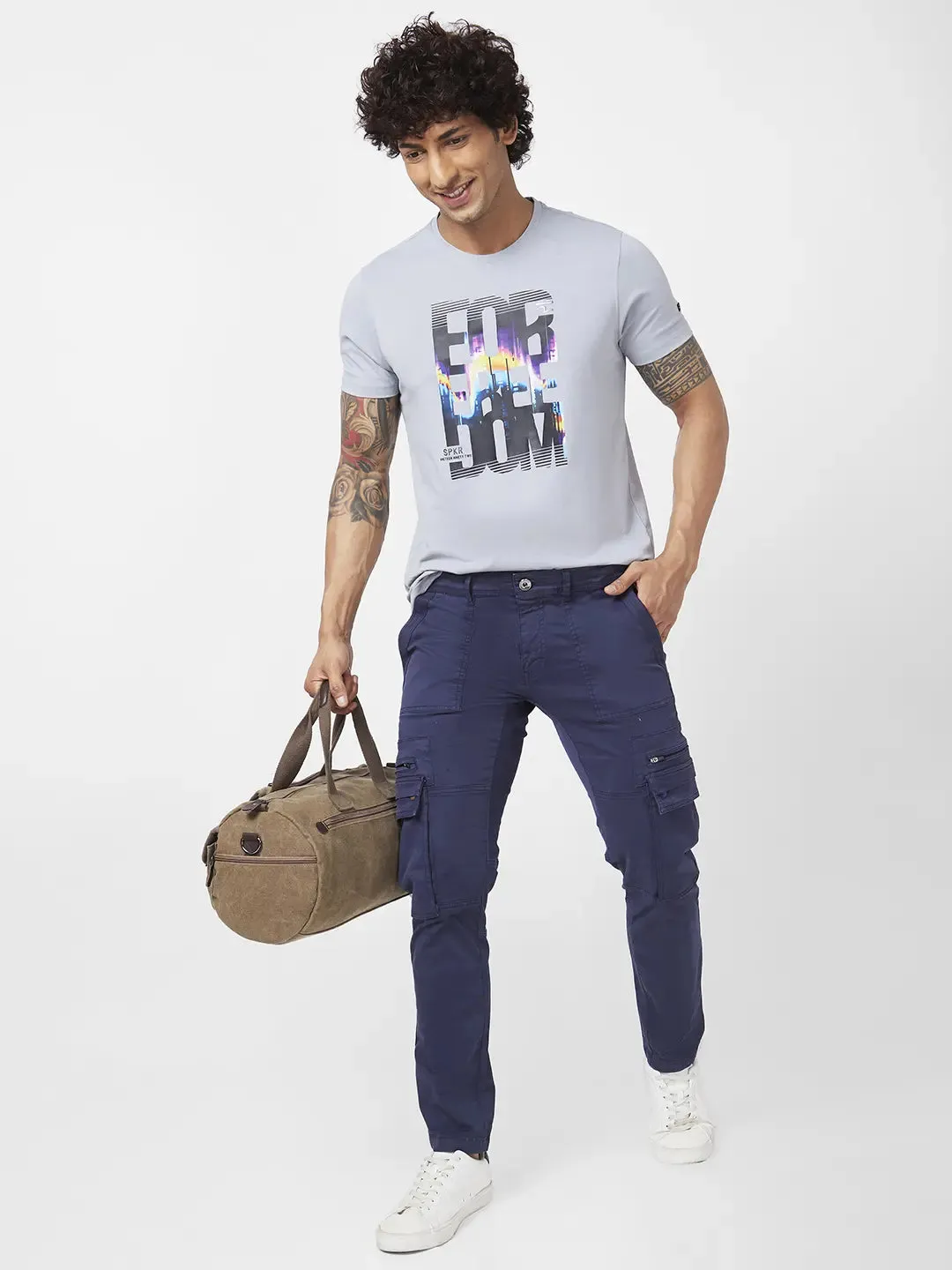 Spykar Men Navy Blue Cotton Tapered Fit Ankle Length Mid Rise Cargo Pant