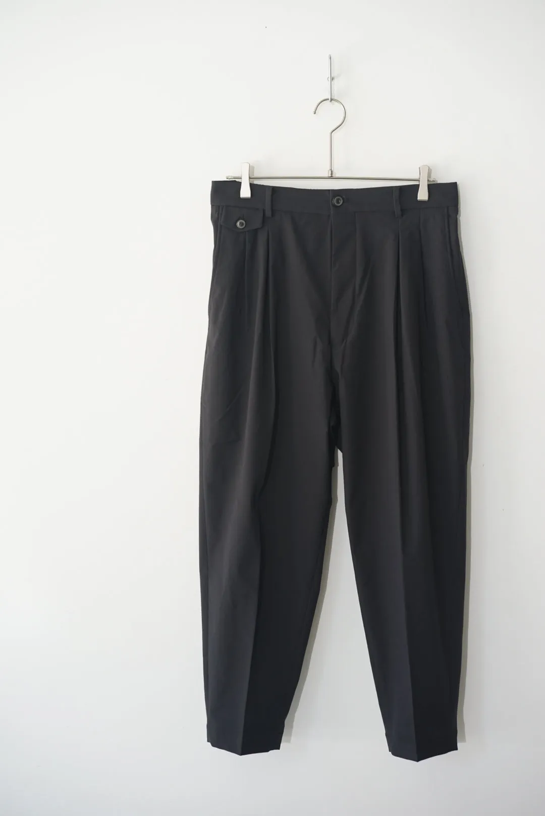 YOKO SAKAMOTO / SUIT TAPERED TROUSERS
